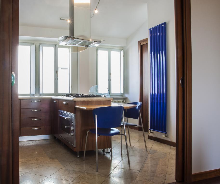 Myroom Guest House Bergamo Bagian luar foto