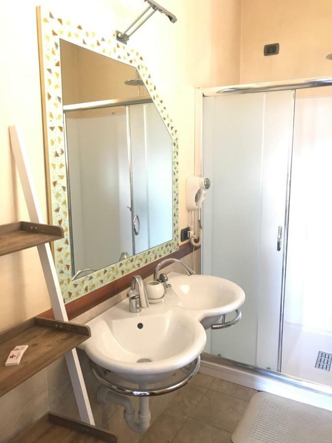 Myroom Guest House Bergamo Bagian luar foto